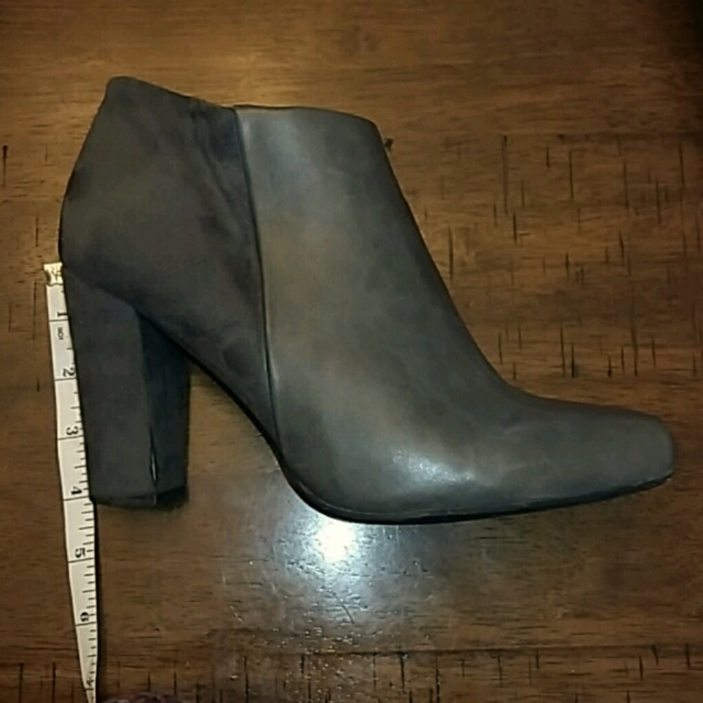 High Heel Booties - Picture 4 of 6
